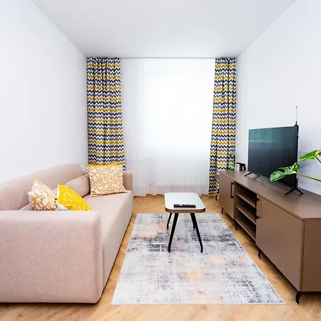 Turisticka Pri Spojenom Skolskom Internate Werferova 10 Pensionat *