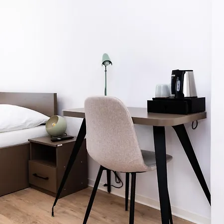 Pensionat Turisticka Pri Spojenom Skolskom Internate Werferova 10