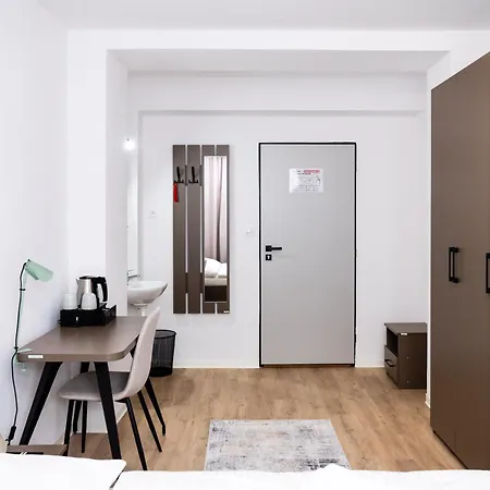 بيت ضيافة Turisticka Pri Spojenom Skolskom Internate Werferova 10 *