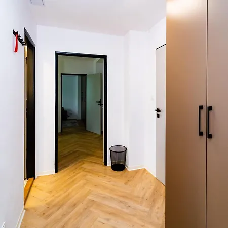 Turisticka Pri Spojenom Skolskom Internate Werferova 10 كَشّا