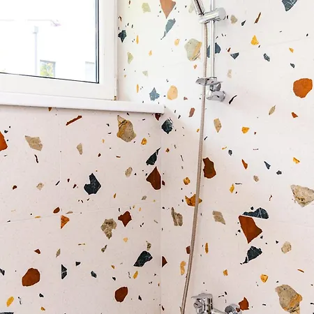 Turisticka Pri Spojenom Skolskom Internate Werferova 10 كَشّا