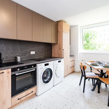 Turisticka Pri Spojenom Skolskom Internate Werferova 10 بيت ضيافة