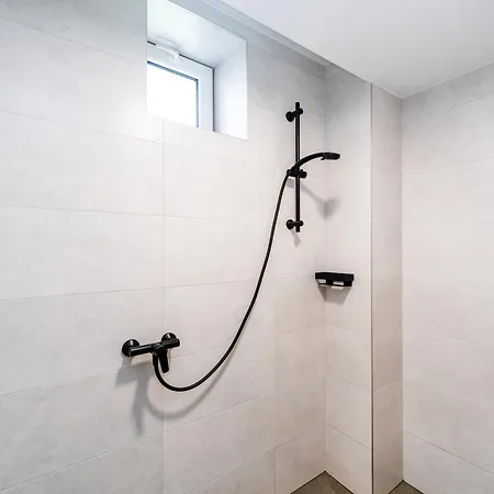 Turisticka Pri Spojenom Skolskom Internate Werferova 10 Pensionat *